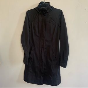 Lululemon trench style raincoat